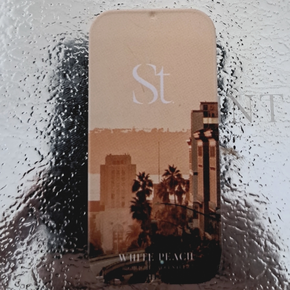 Seint highlight white peach